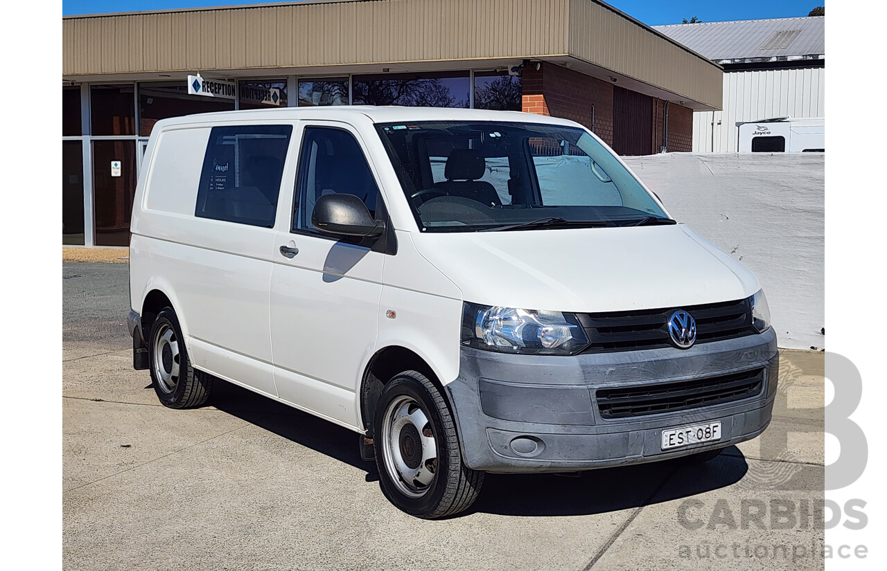 01/2010 Volkswagen Transporter 132 TDI SWB LOW T5 MY10 Van White 2.0L