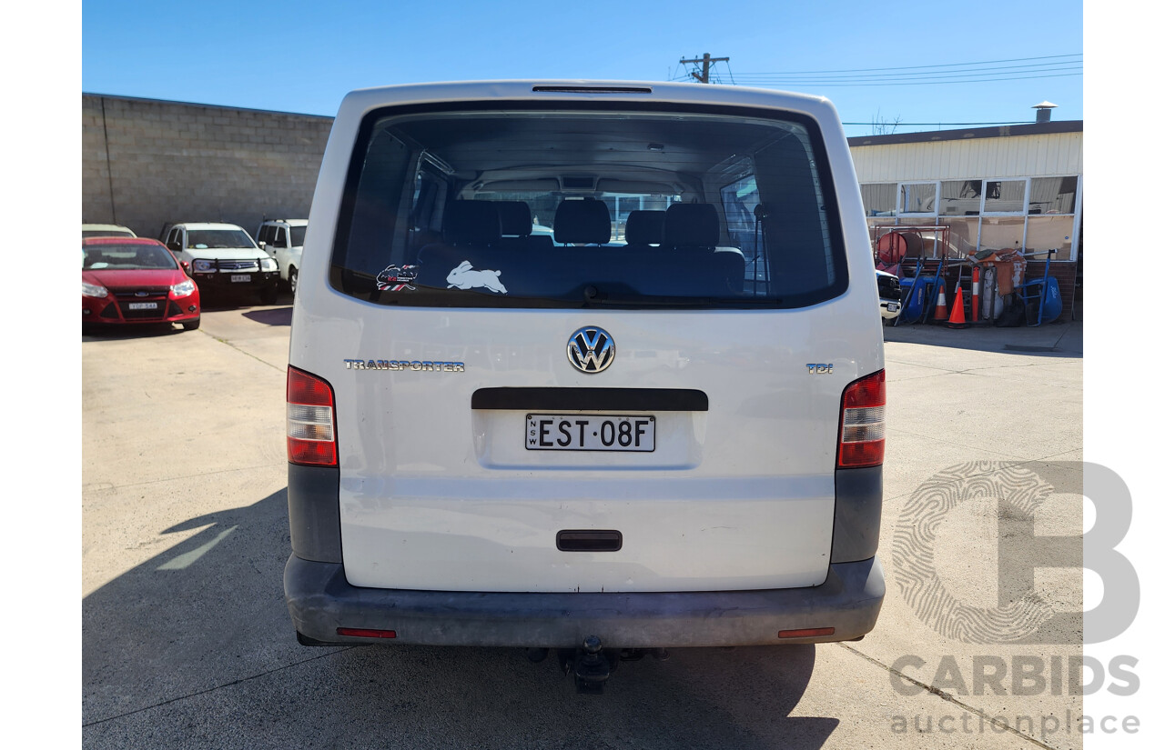 01/2010 Volkswagen Transporter 132 TDI SWB LOW T5 MY10 Van White 2.0L