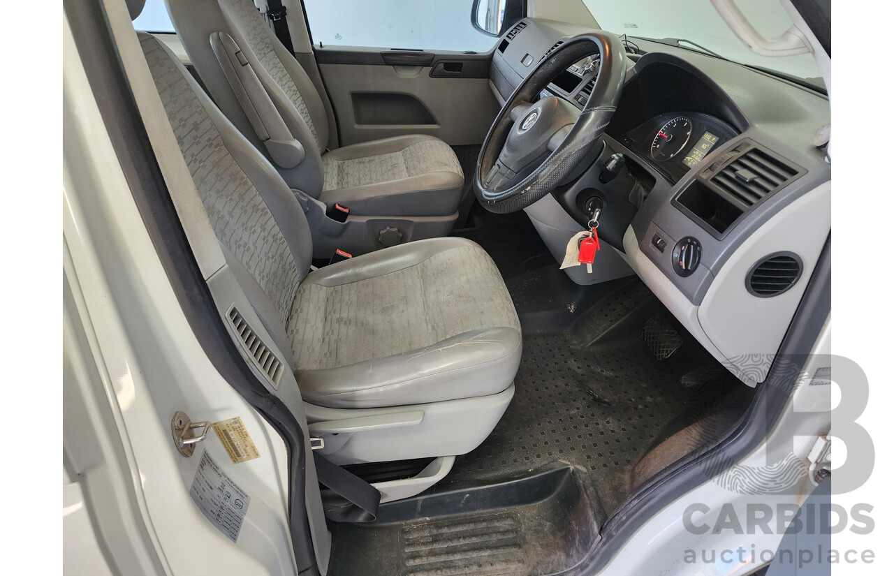 01/2010 Volkswagen Transporter 132 TDI SWB LOW T5 MY10 Van White 2.0L