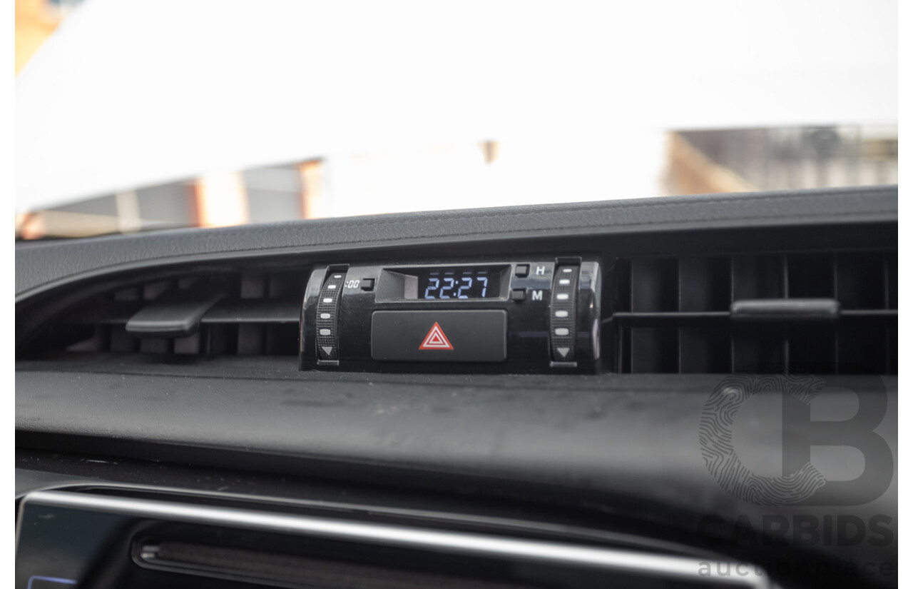 06/2018 Toyota Hilux Workmate TGN121R MY17 C/Chas White 2.7L