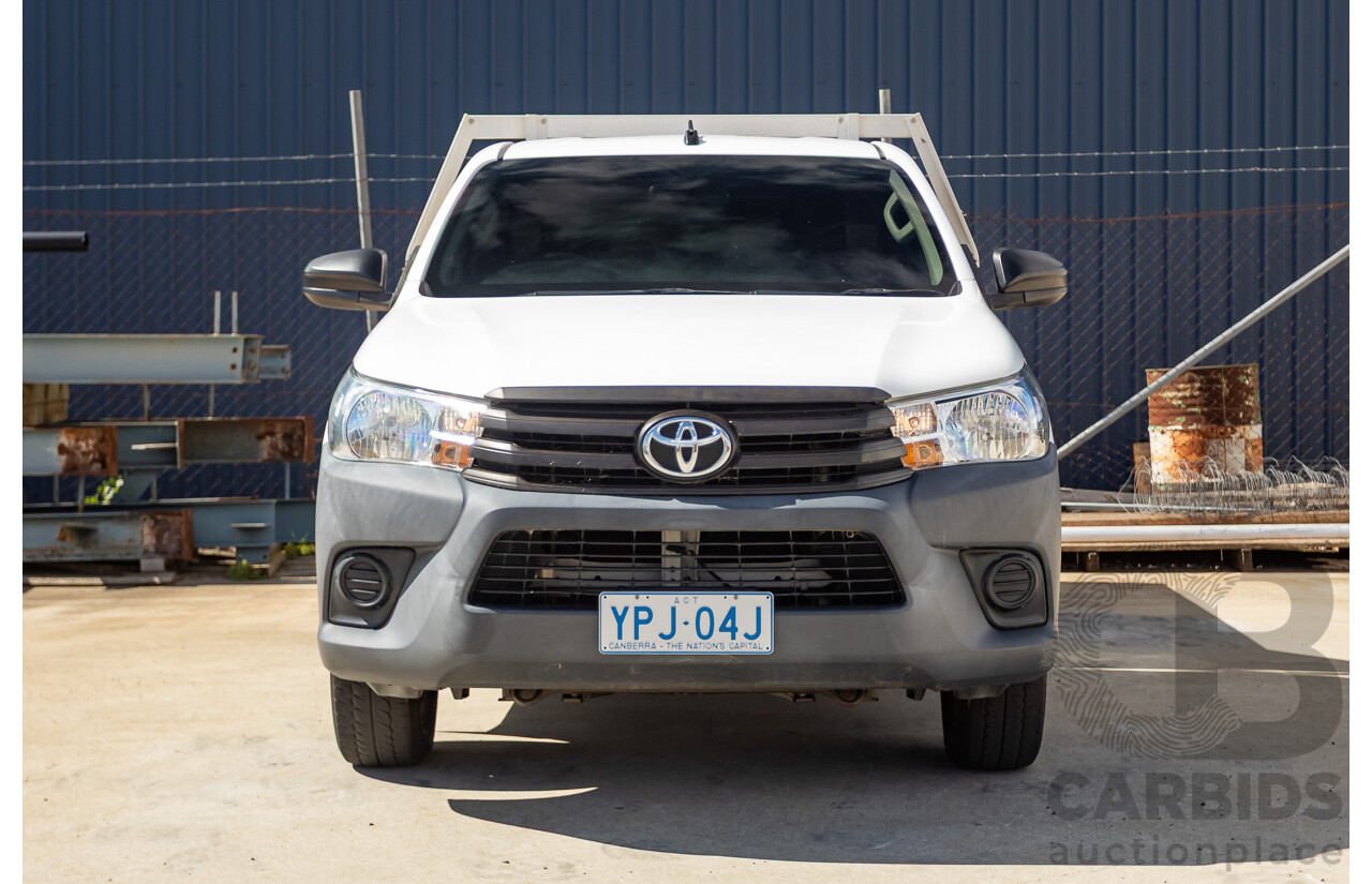 06/2018 Toyota Hilux Workmate TGN121R MY17 C/Chas White 2.7L