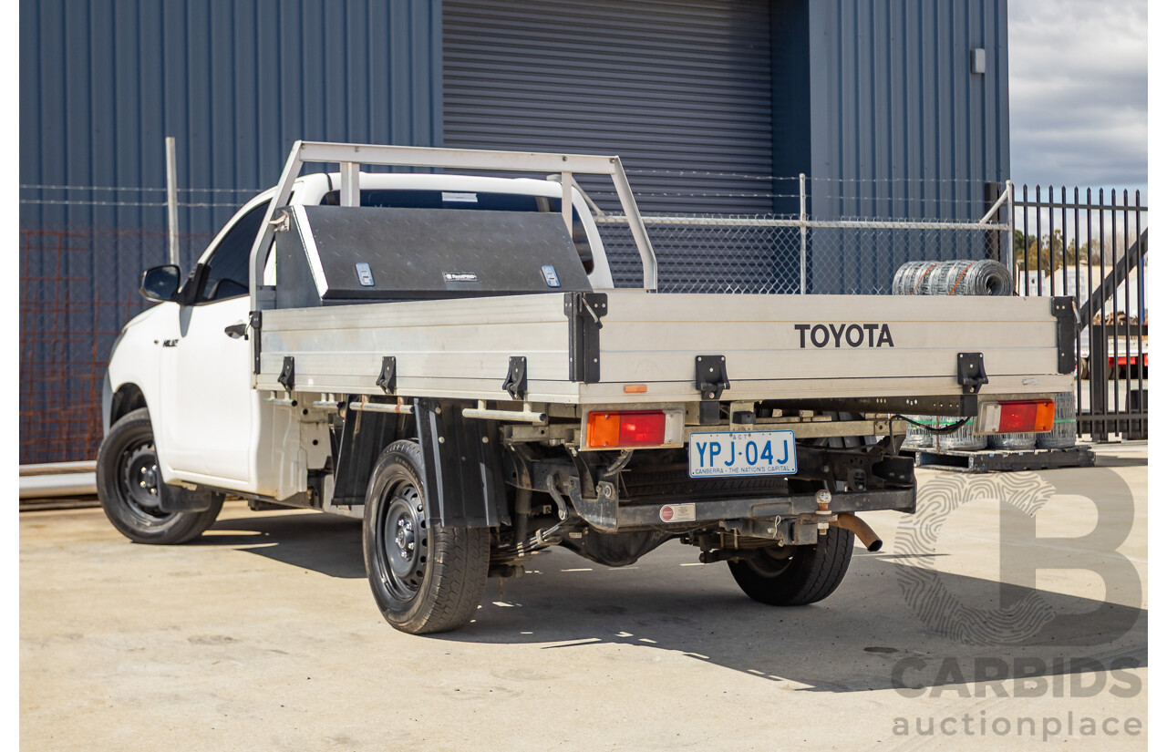 06/2018 Toyota Hilux Workmate TGN121R MY17 C/Chas White 2.7L