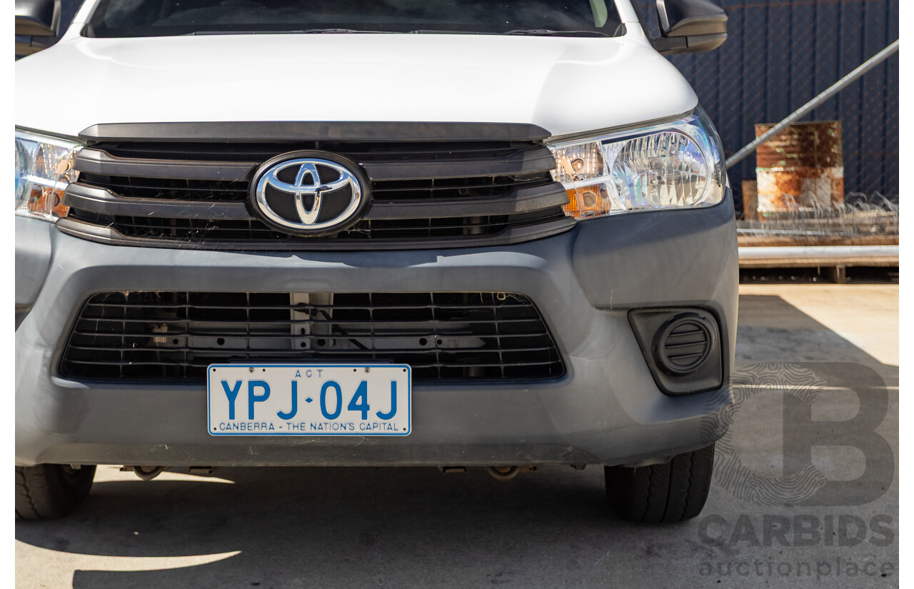 06/2018 Toyota Hilux Workmate TGN121R MY17 C/Chas White 2.7L