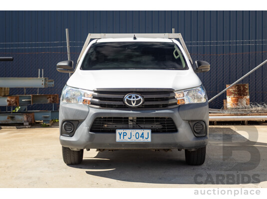 06/2018 Toyota Hilux Workmate TGN121R MY17 C/Chas White 2.7L
