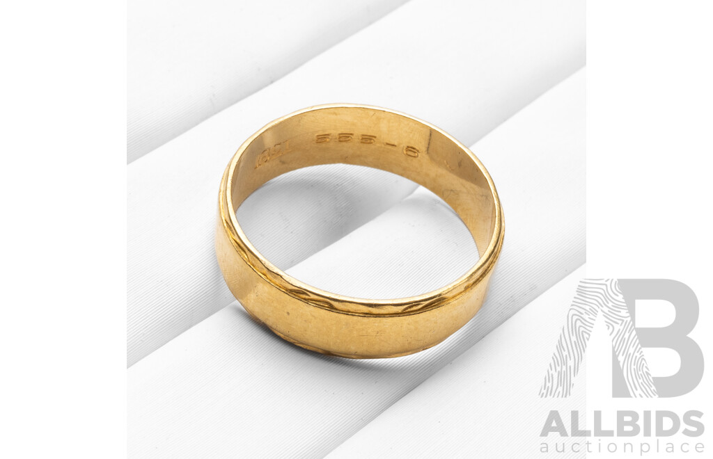 18ct Yellow Gold Wide Wedder - Size P.5