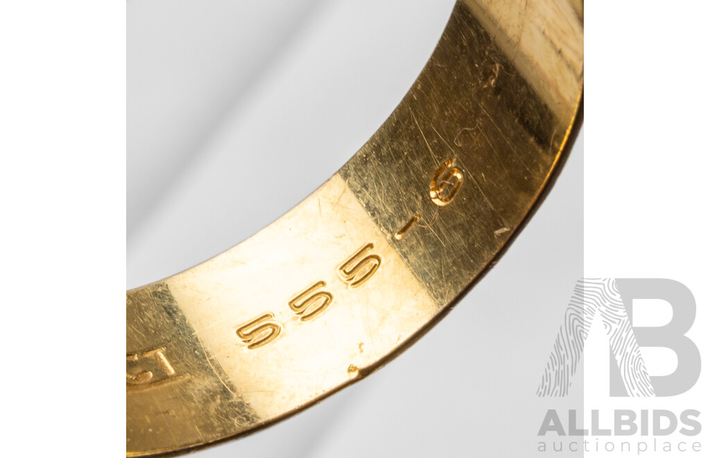 18ct Yellow Gold Wide Wedder - Size P.5