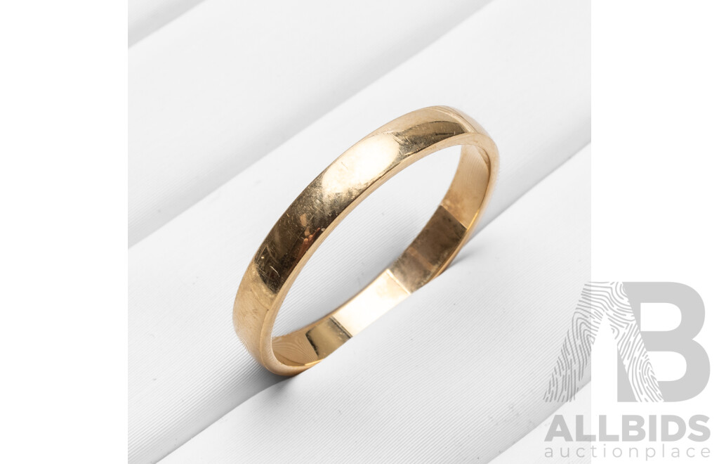 9ct Yellow Gold Wedder - Size R