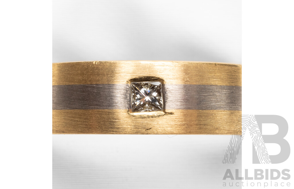 18ct Yellow & White & Diamond High Dome Textured Wedder - Size P.5