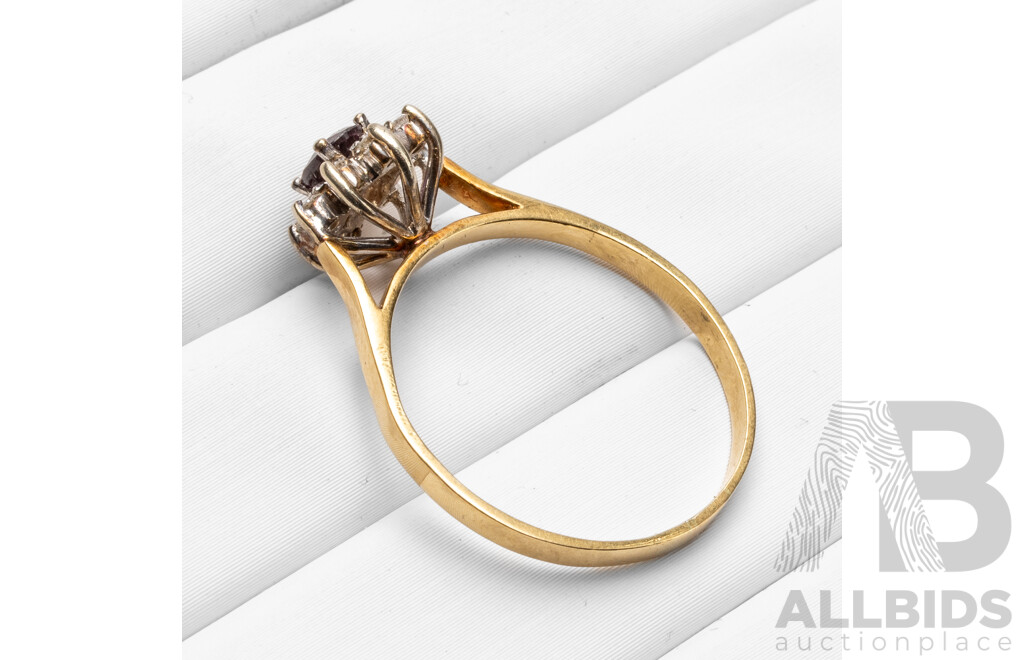 18ct Yellow/White Gold Sapphire & Diamond Engagement Ring - Size R.5