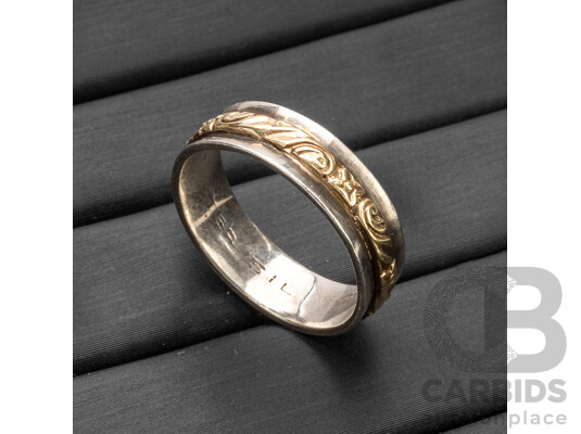 Vintage 925 Sterling Silver & 9ct Yellow Gold Fancy Wedder - Size N.5