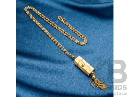 Vintage Gold Plated Metal Retax 17 Jewel Incabloc Manual Wind Cylindrical Necklace Watch