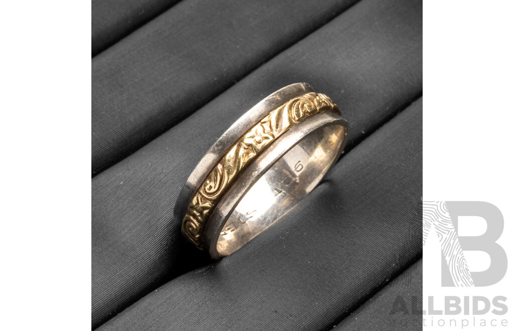 Vintage 925 Sterling Silver & 9ct Yellow Gold Fancy Wedder - Size N.5