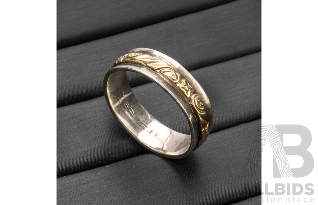Vintage 925 Sterling Silver & 9ct Yellow Gold Fancy Wedder - Size N.5