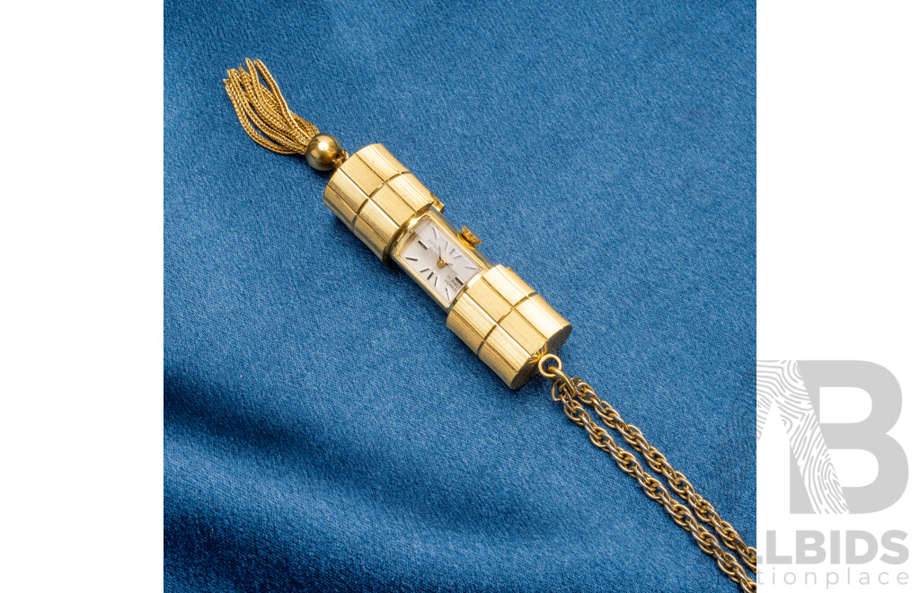 Vintage Gold Plated Metal Retax 17 Jewel Incabloc Manual Wind Cylindrical Necklace Watch