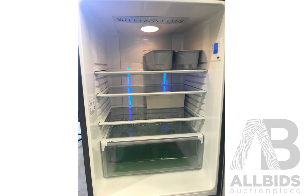 Westinghouse (WBE4300SB-R) 430L Bottom Mount Refrigerator