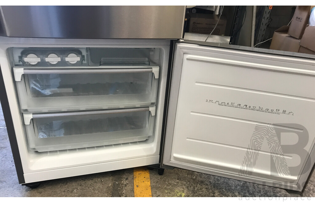Westinghouse (WBE4300SB-R) 430L Bottom Mount Refrigerator