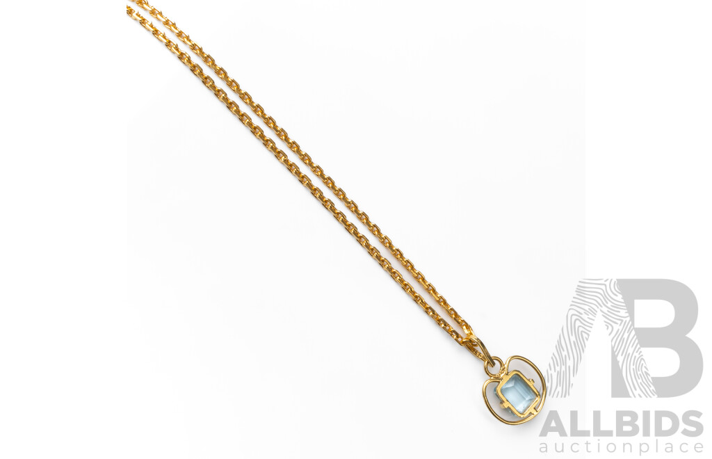 18ct Yellow Gold Necklace & Aquamarine Pendant. Length - 46cms