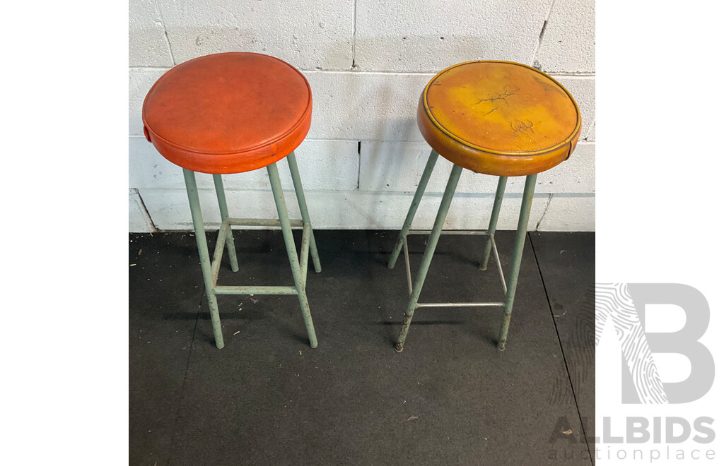 Outdoor Folding Butler's Tray, Rustic Wooden Footstool & Pair of Vintage Metal Barstools - Lot of 4