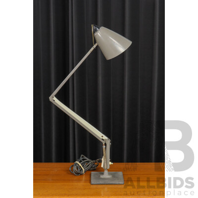 Planet Studio Articulated Desk Lamp