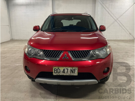 07/2009 Mitsubishi Outlander VR-X 7 Seater 4x4 ZG MY08 4d Wagon Red 3.0L