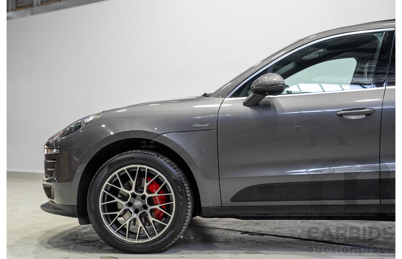 07/2017 Porsche Macan S (AWD) MY18 4d Wagon Agate Grey Metallic Turbo Diesel V6 3.0L