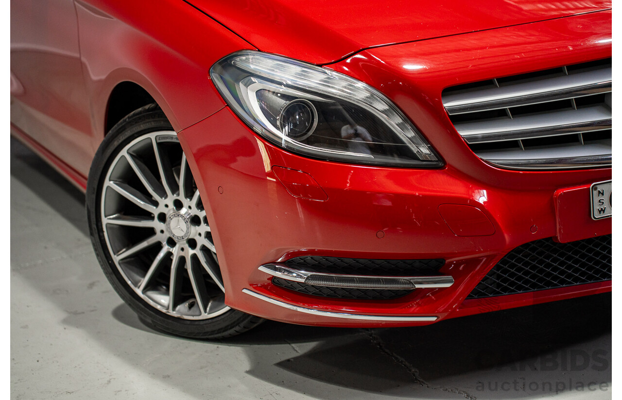 04/2013 Mercedes-Benz B200 CDI BE 246 MY13 5d Hatchback Red Turbo Diesel 1.8L