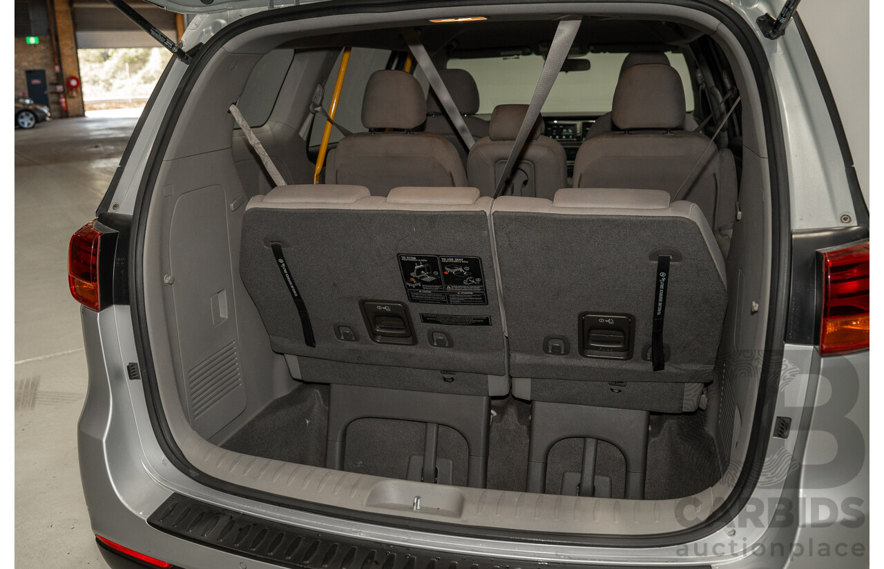 01/2019 Kia Carnival S YP PE MY19 4d Wagon Silver 3.3L