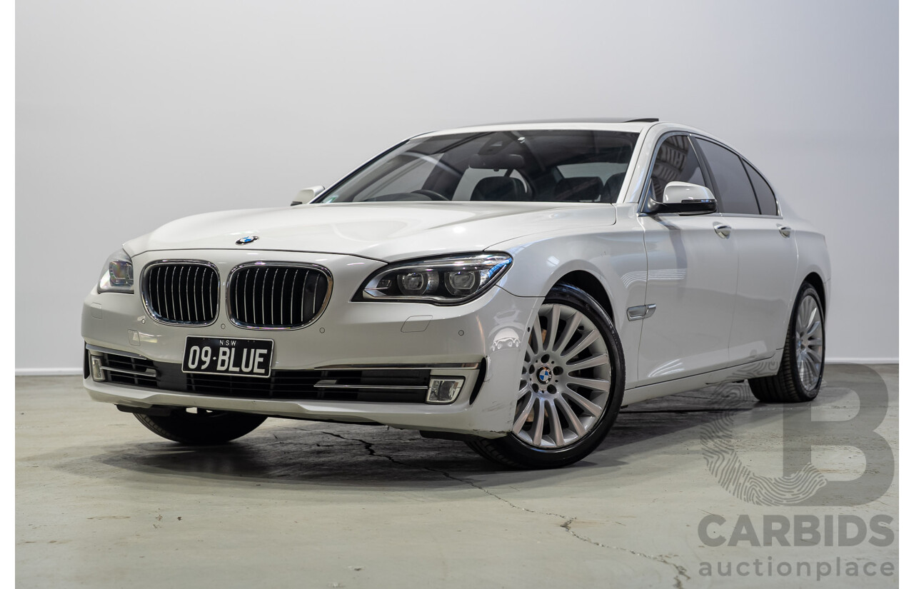 09/2013 BMW 740i F01 MY14 4d Sedan Mineral White Metallic Turbo 3.0L