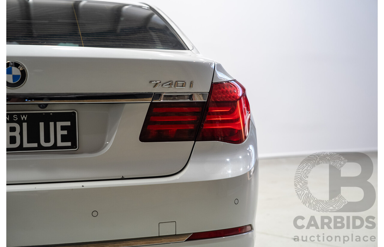 09/2013 BMW 740i F01 MY14 4d Sedan Mineral White Metallic Turbo 3.0L