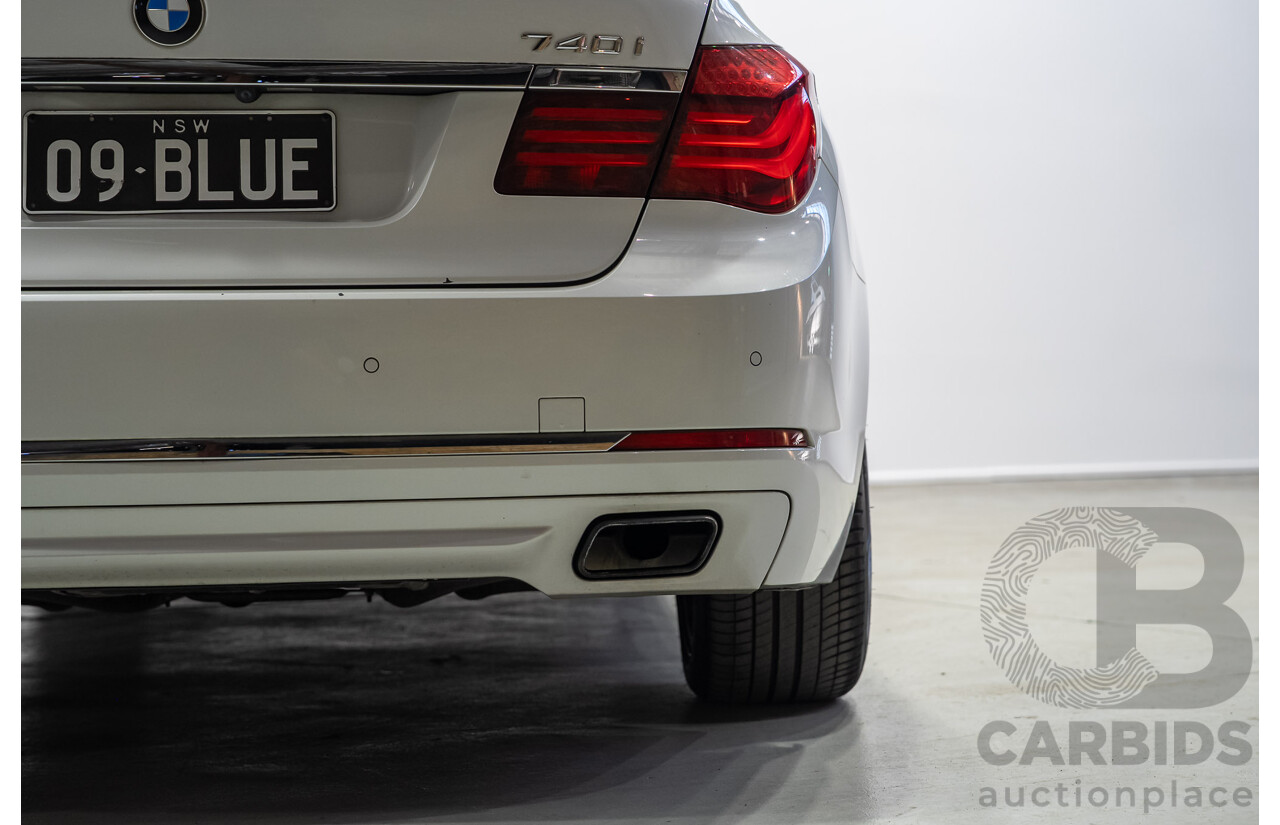 09/2013 BMW 740i F01 MY14 4d Sedan Mineral White Metallic Turbo 3.0L