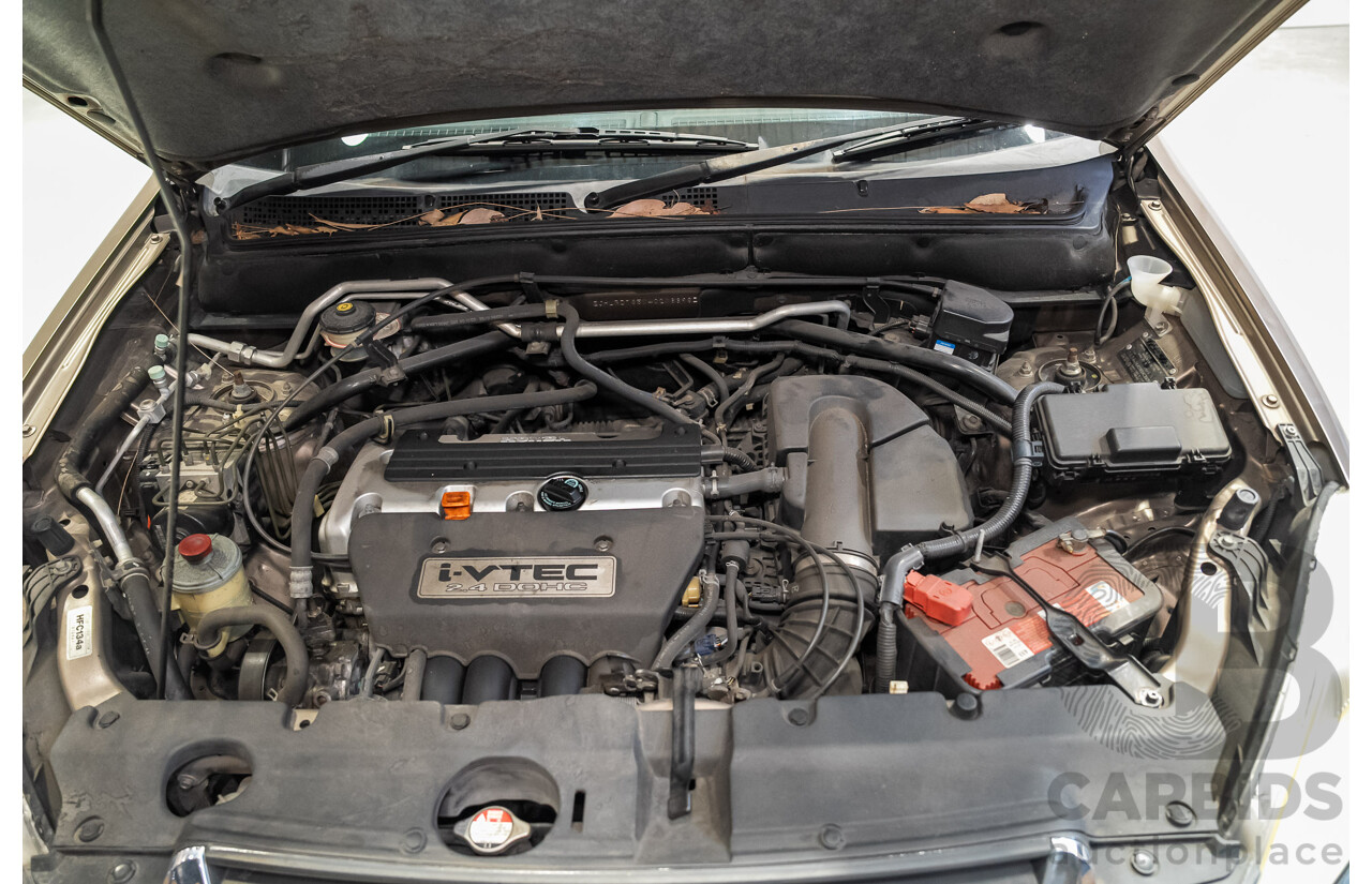03/2004 Honda Cr-V (4WD) MY04 4d Wagon Gold 2.4L