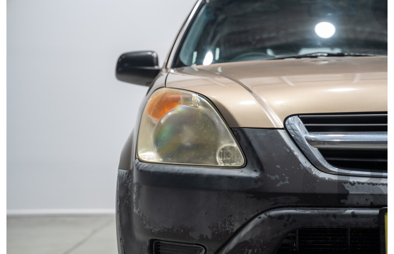 03/2004 Honda Cr-V (4WD) MY04 4d Wagon Gold 2.4L