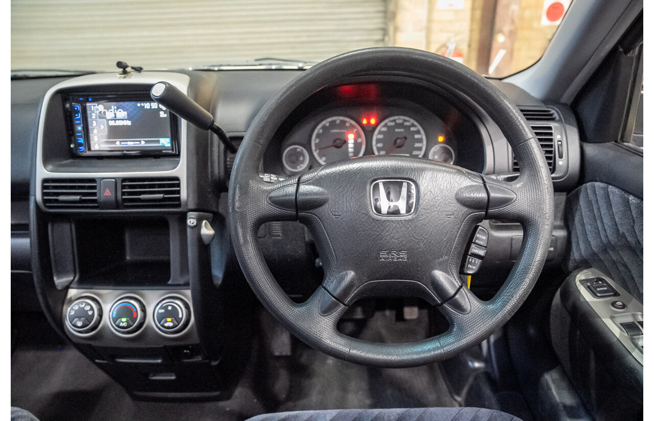 03/2004 Honda Cr-V (4WD) MY04 4d Wagon Gold 2.4L