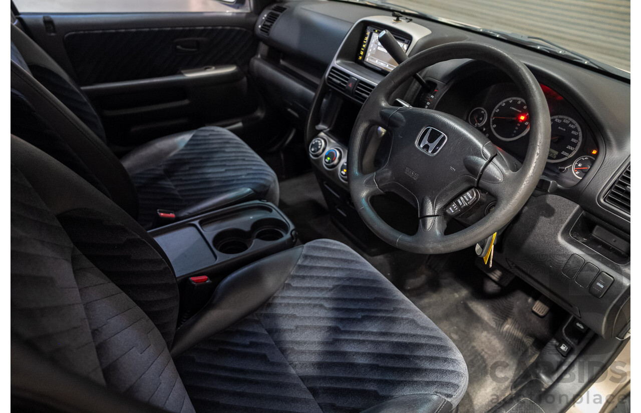 03/2004 Honda Cr-V (4WD) MY04 4d Wagon Gold 2.4L