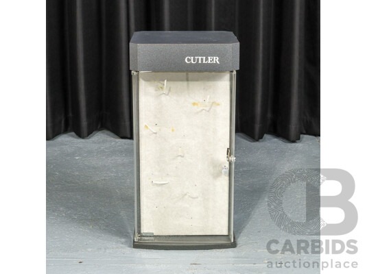 Cutler Retail Knife Display Case