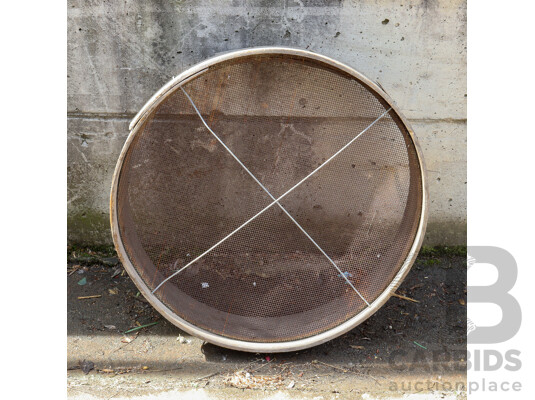 Large Wire Mesh Sieve