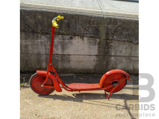 Vintage Metal Painted Child Scooter