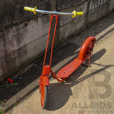Vintage Metal Painted Child Scooter