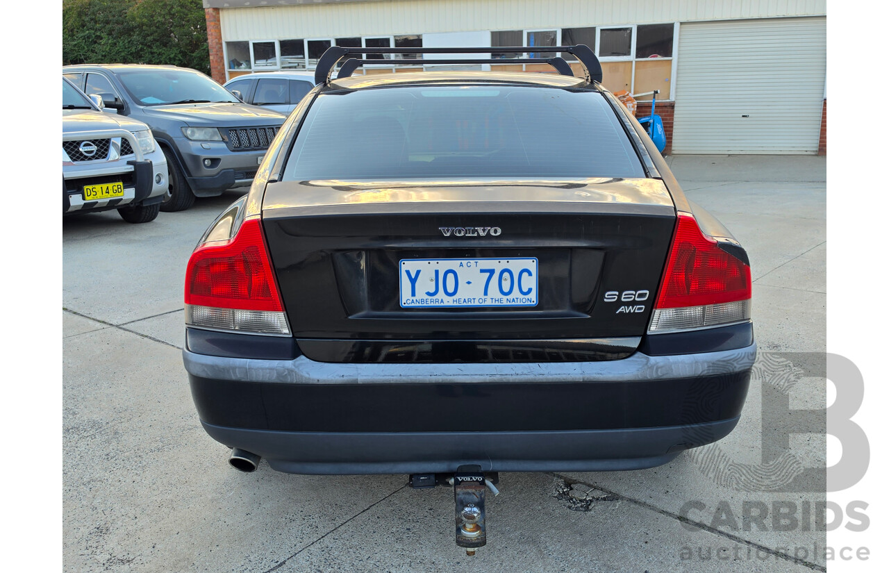 06/2002 Volvo S60 (AWD)  4d Sedan Black 2.4L