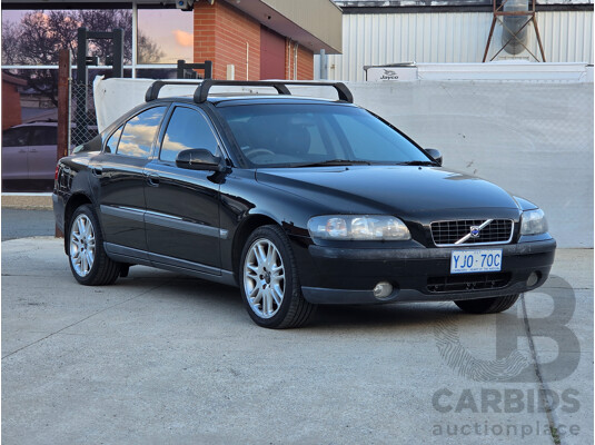 06/2002 Volvo S60 (AWD)  4d Sedan Black 2.4L