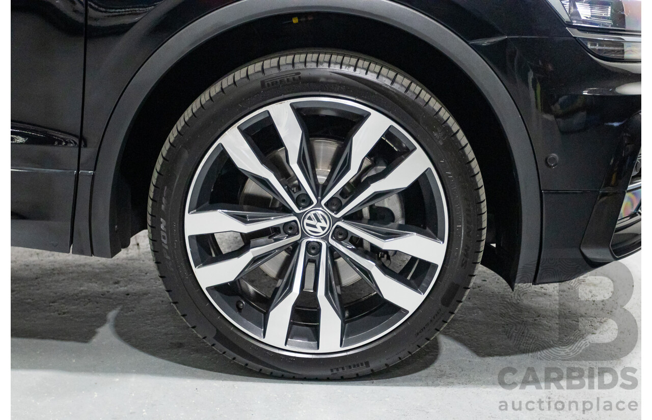 5/2021 Volkswagen Tiguan Allspace 162 TSI Highline R-Line (AWD) 5NA MY21 4d Wagon Deep Black Pearlescent Turbo 2.0L - 7 Seater