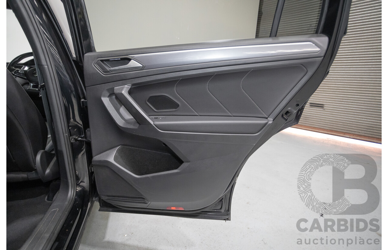 5/2021 Volkswagen Tiguan Allspace 162 TSI Highline R-Line (AWD) 5NA MY21 4d Wagon Deep Black Pearlescent Turbo 2.0L - 7 Seater
