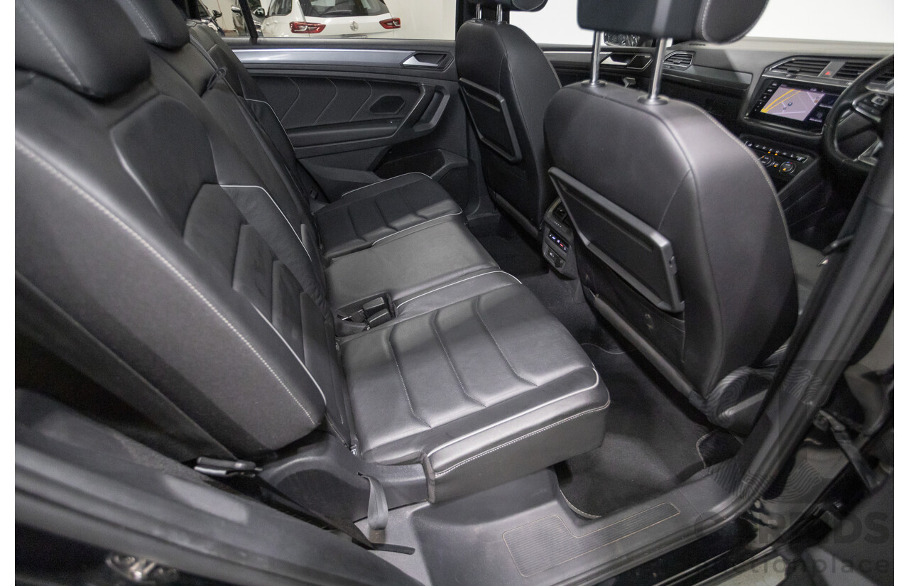 5/2021 Volkswagen Tiguan Allspace 162 TSI Highline R-Line (AWD) 5NA MY21 4d Wagon Deep Black Pearlescent Turbo 2.0L - 7 Seater