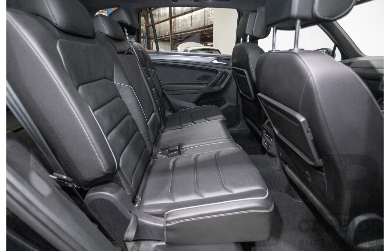5/2021 Volkswagen Tiguan Allspace 162 TSI Highline R-Line (AWD) 5NA MY21 4d Wagon Deep Black Pearlescent Turbo 2.0L - 7 Seater