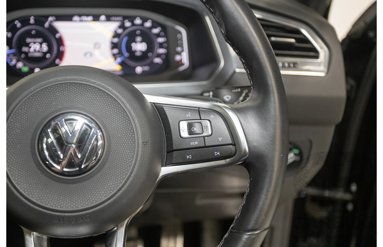 5/2021 Volkswagen Tiguan Allspace 162 TSI Highline R-Line (AWD) 5NA MY21 4d Wagon Deep Black Pearlescent Turbo 2.0L - 7 Seater