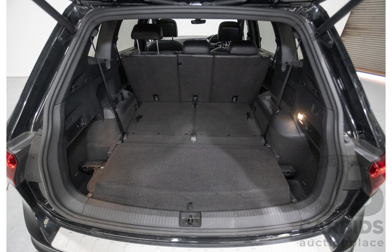 5/2021 Volkswagen Tiguan Allspace 162 TSI Highline R-Line (AWD) 5NA MY21 4d Wagon Deep Black Pearlescent Turbo 2.0L - 7 Seater