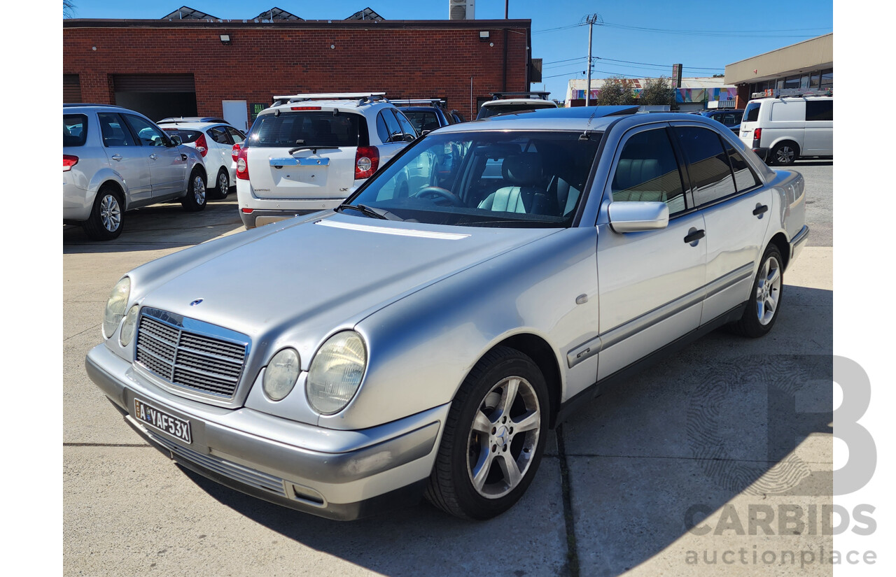 03/1996 Mercedes-Benz E230 Classic W210 4d Sedan Silver 2.3L