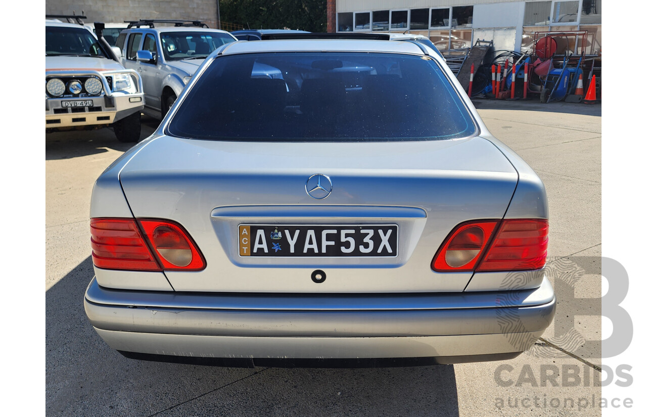 03/1996 Mercedes-Benz E230 Classic W210 4d Sedan Silver 2.3L