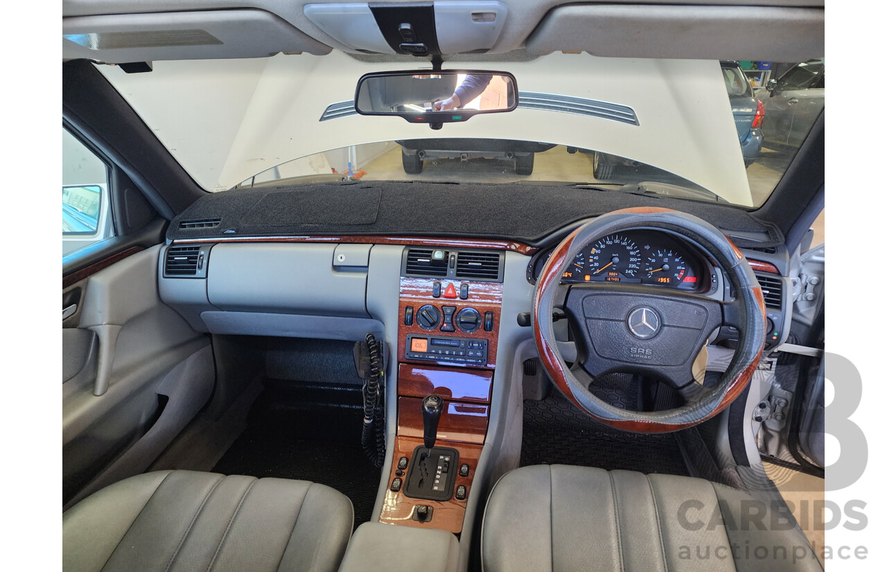 03/1996 Mercedes-Benz E230 Classic W210 4d Sedan Silver 2.3L