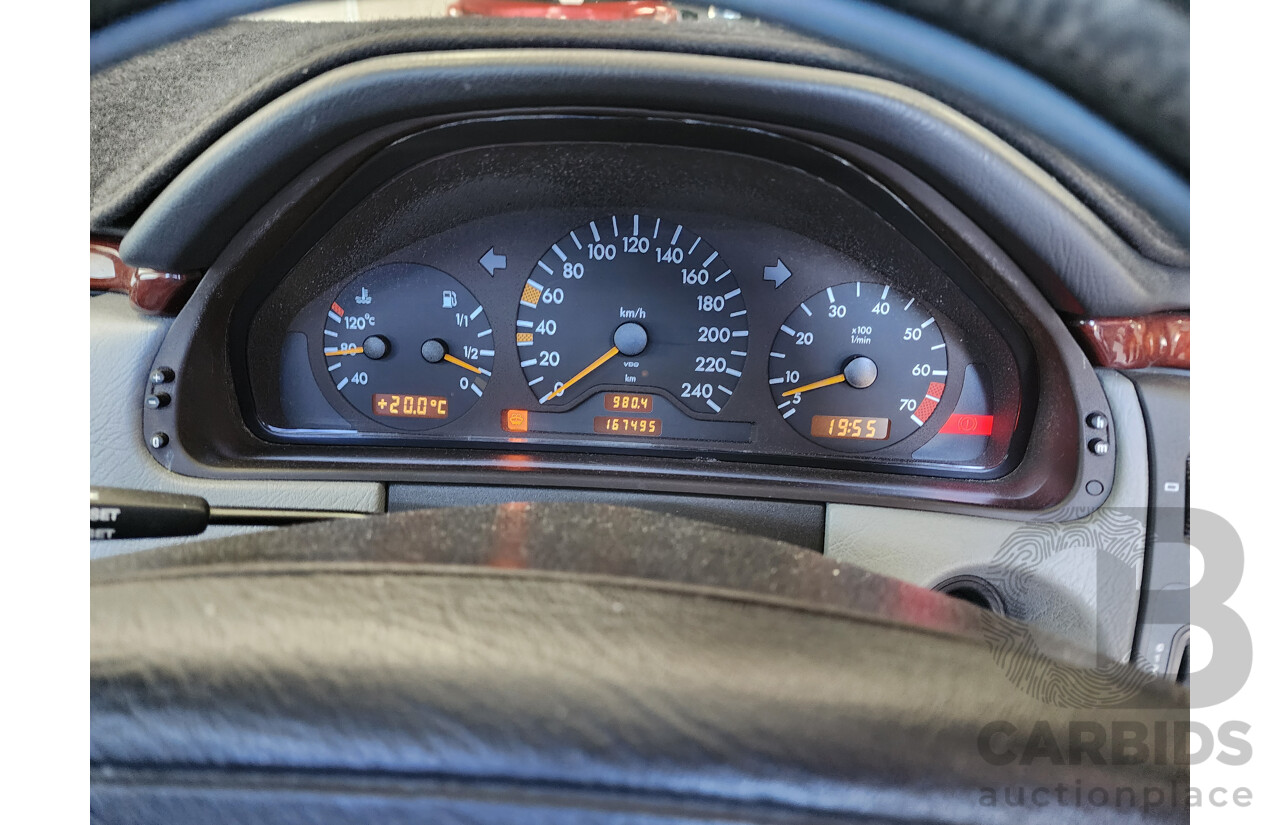 03/1996 Mercedes-Benz E230 Classic W210 4d Sedan Silver 2.3L